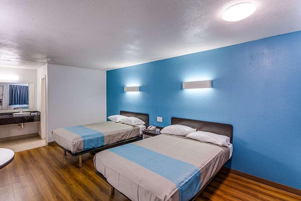 Motel 6 Fort Worth - Northside الغرفة الصورة