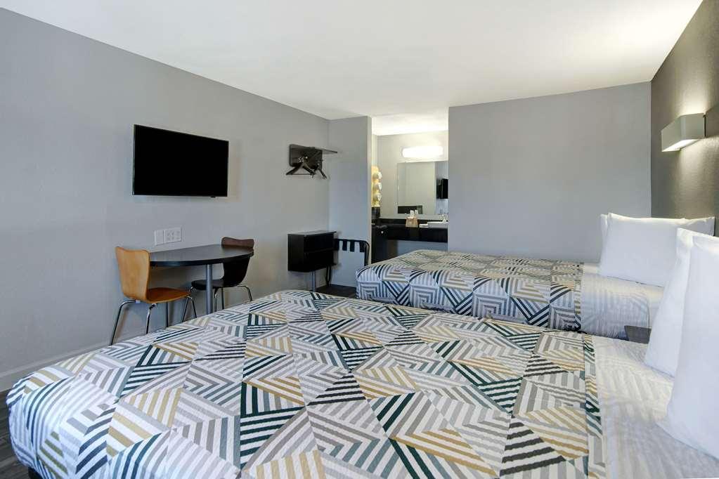Motel 6 Fort Worth - Northside الغرفة الصورة